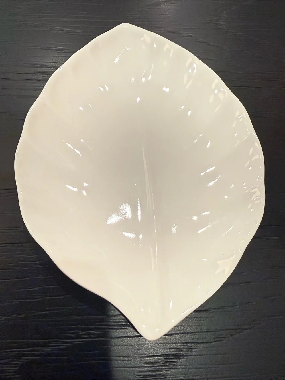 White Porcelain Crate & Barrel Leaf-Shaped Ceramic Serving Plates - Set of 5